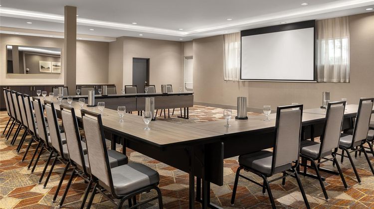 DoubleTree by Hilton Kitchener Meeting