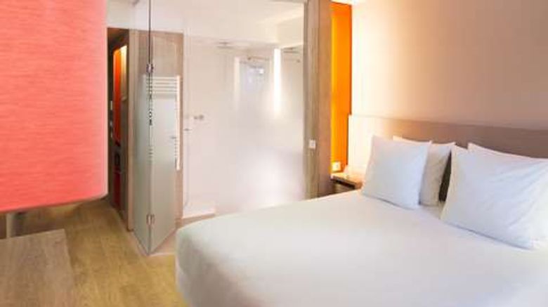 <b>Hotel Oceania Paris Roissy CDG Room</b>. Images powered by <a href="https://iceportal.shijigroup.com/" title="IcePortal" target="_blank">IcePortal</a>.