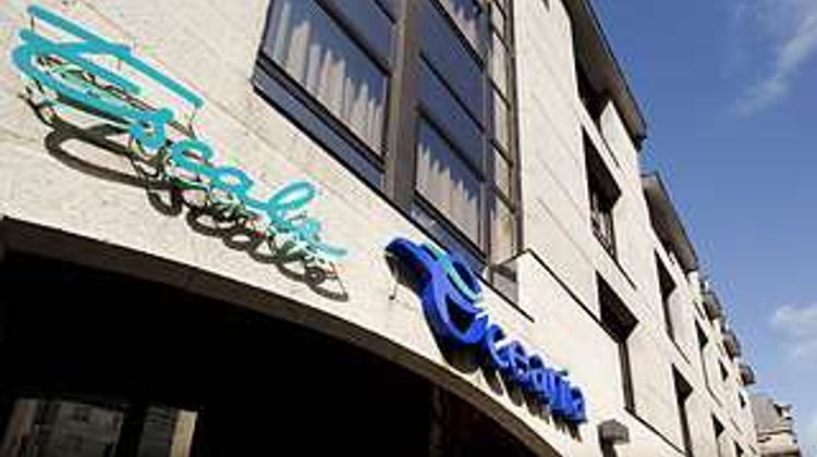 Hotel Escale Oceania-Quimper Exterior