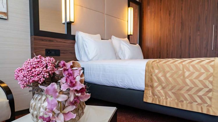 Nash Suites Hotel Room