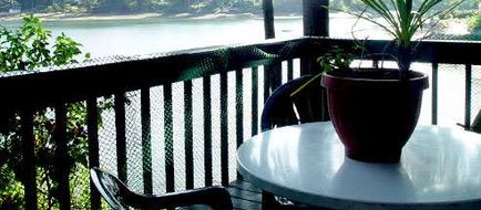 Oyster Bay Inn Exterior