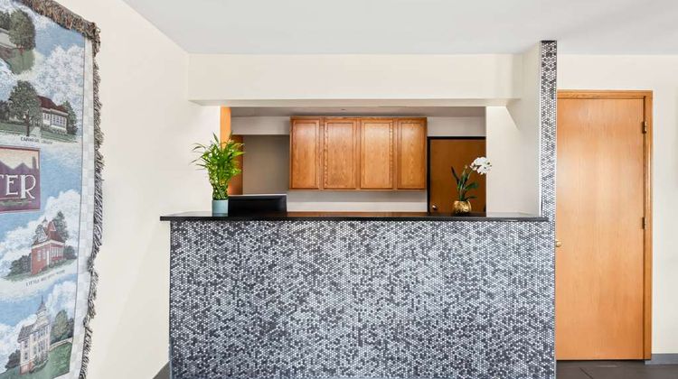 SureStay Hotel by Best Western Lobby