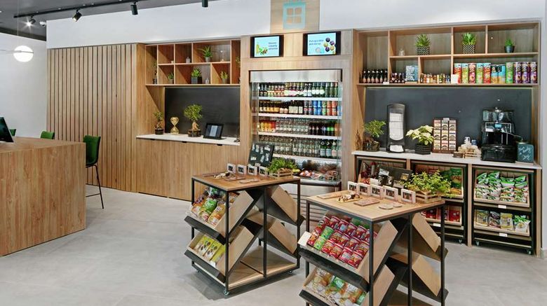 <b>Hilton Garden Inn Bucharest Airport Restaurant</b>. Images powered by <a href="https://iceportal.shijigroup.com/" title="IcePortal" target="_blank">IcePortal</a>.