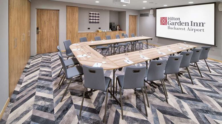 <b>Hilton Garden Inn Bucharest Airport Meeting</b>. Images powered by <a href="https://iceportal.shijigroup.com/" title="IcePortal" target="_blank">IcePortal</a>.