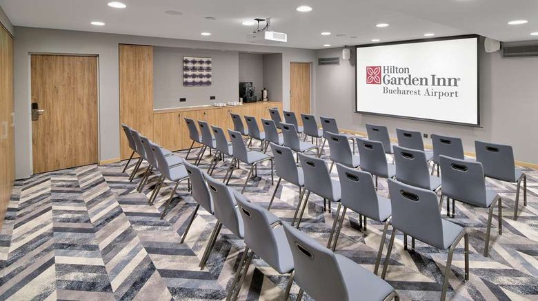 <b>Hilton Garden Inn Bucharest Airport Meeting</b>. Images powered by <a href="https://iceportal.shijigroup.com/" title="IcePortal" target="_blank">IcePortal</a>.