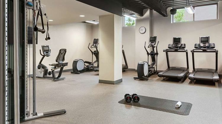 Hampton Inn & Suites Kansas City Dtwn Health