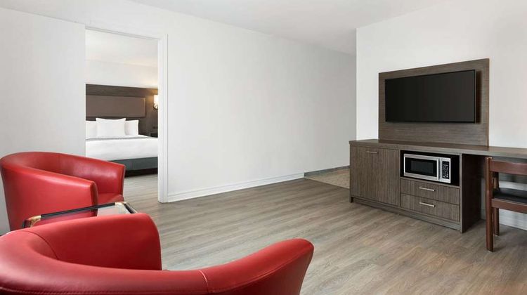 Travelodge by Wyndham Rigaud Suite