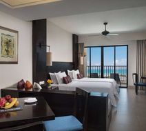 Ramada Plaza by Wyndham Sanya Bay Room