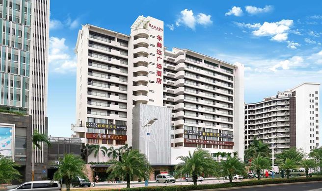 Ramada Plaza by Wyndham Sanya Bay Exterior