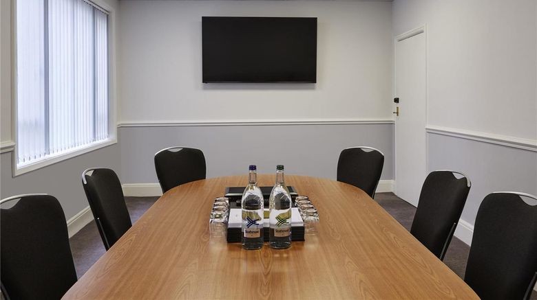 <b>Mercure Kenwood Hotel and Spa Meeting</b>. Images powered by <a href="https://iceportal.shijigroup.com/" title="IcePortal" target="_blank">IcePortal</a>.