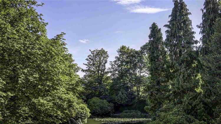 Mercure Kenwood Hotel and Spa Exterior