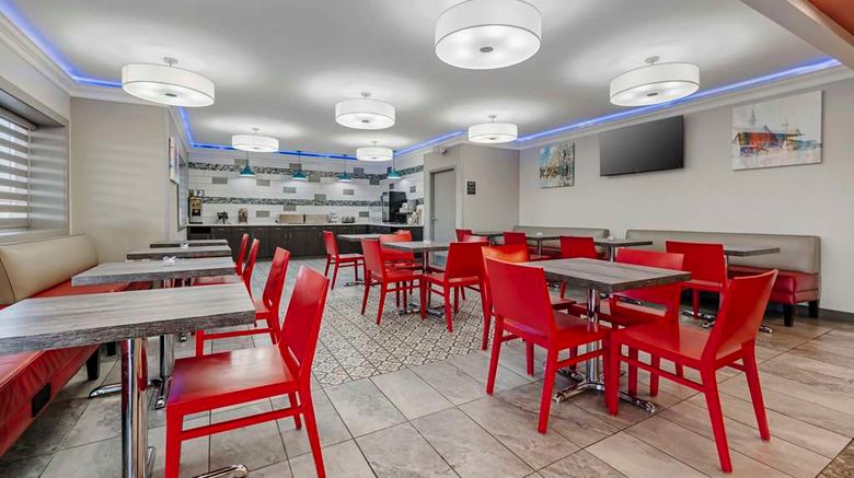 <b>Best Western Louisville Airport Expo Restaurant</b>. Images powered by <a href="https://iceportal.shijigroup.com/" title="IcePortal" target="_blank">IcePortal</a>.