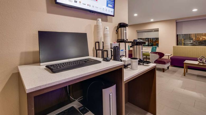 <b>Best Western Huntsville Other</b>. Images powered by <a href="https://iceportal.shijigroup.com/" title="IcePortal" target="_blank">IcePortal</a>.