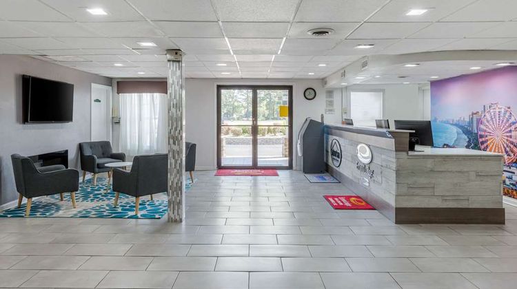 Suburban Studios at the University Lobby