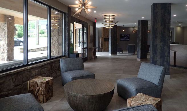 Clarion Pointe Lobby
