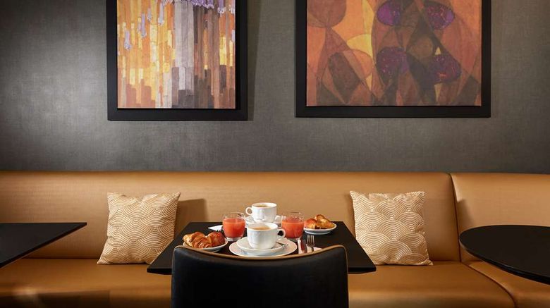 <b>Hotel Regence Etoile Restaurant</b>. Images powered by <a href="https://iceportal.shijigroup.com/" title="IcePortal" target="_blank">IcePortal</a>.