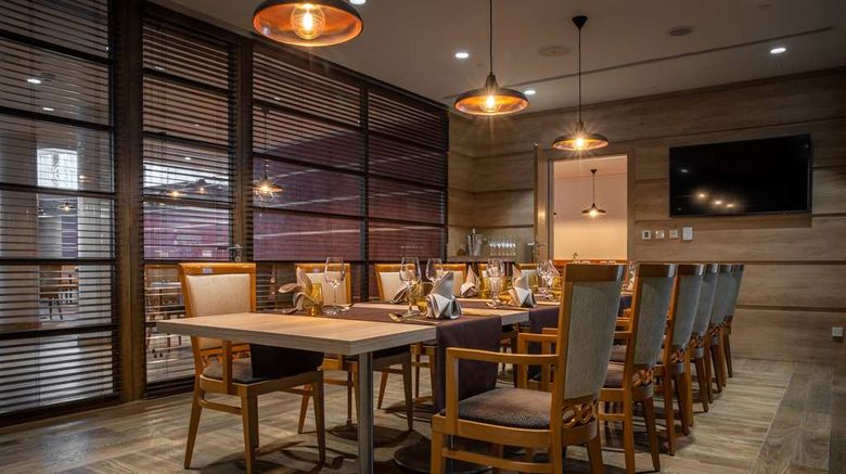 <b>Radisson Blu Hotel & Residence Restaurant</b>. Images powered by <a href="https://iceportal.shijigroup.com/" title="IcePortal" target="_blank">IcePortal</a>.