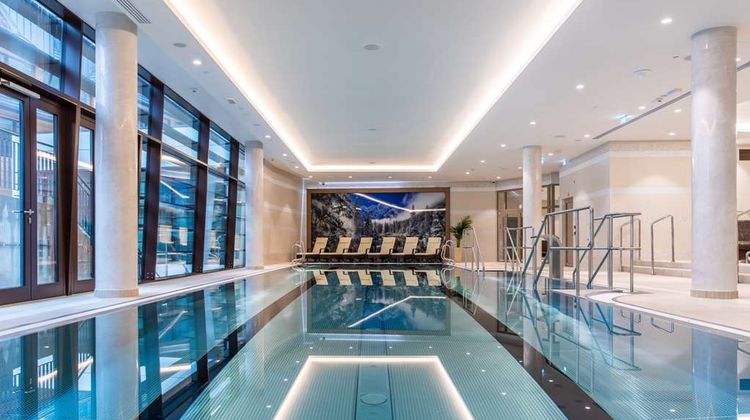 Radisson Blu Hotel & Residence Pool