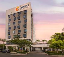 Comfort Inn & Suites Miami Intl Airport Exterior