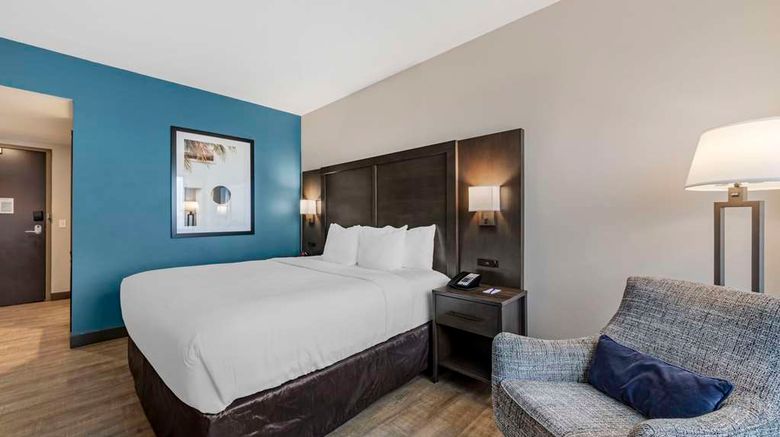 <b>Comfort Inn & Suites Miami Intl Airport Room</b>. Images powered by <a href="https://iceportal.shijigroup.com/" title="IcePortal" target="_blank">IcePortal</a>.