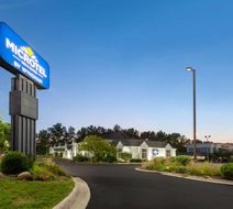Microtel Sunbury Exterior