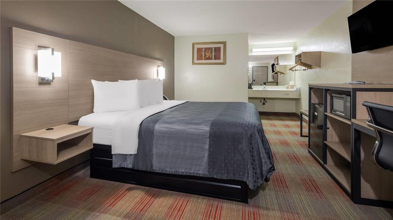 <b>Rodeway Inn Ardmore Room</b>. Images powered by <a href="https://iceportal.shijigroup.com/" title="IcePortal" target="_blank">IcePortal</a>.