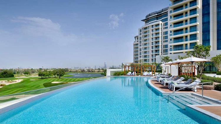 Vida Emirates Hills Pool