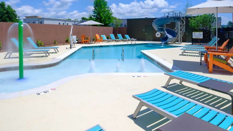 <b>Home2 Suites Chattanooga Hamilton Place Pool</b>. Images powered by <a href="https://iceportal.shijigroup.com/" title="IcePortal" target="_blank">IcePortal</a>.
