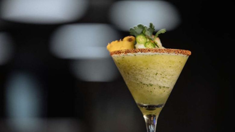 <b>DoubleTree by Hilton Celaya Restaurant</b>. Images powered by <a href="https://iceportal.shijigroup.com/" title="IcePortal" target="_blank">IcePortal</a>.