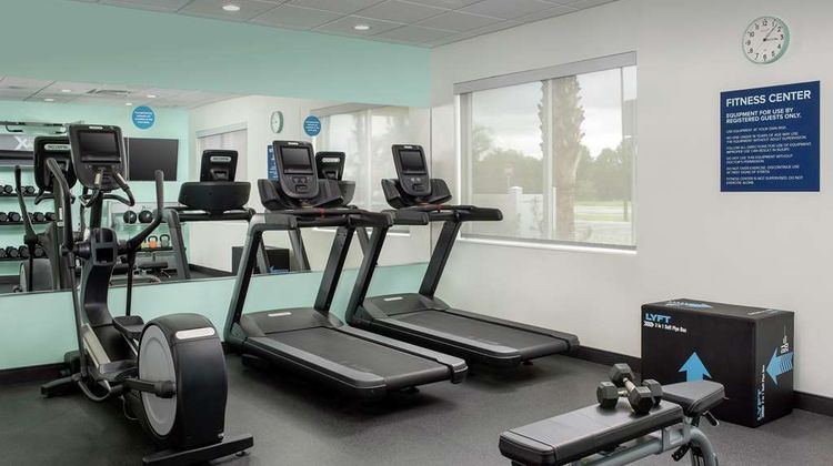 Tru by Hilton Lake City Health