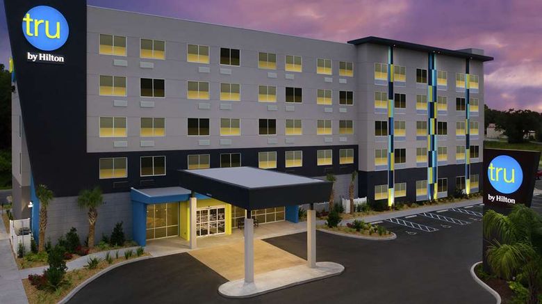 <b>Tru by Hilton Lake City Exterior</b>. Images powered by <a href="https://iceportal.shijigroup.com/" title="IcePortal" target="_blank">IcePortal</a>.