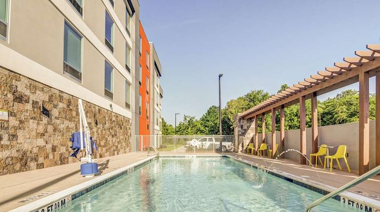 Home2 Suites by Hilton Foley Pool