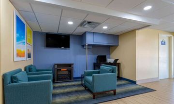 Days Inn by Wyndham Augusta