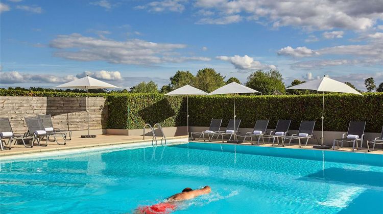 Mercure Chantilly Resort & Conventions Exterior
