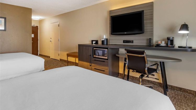 Comfort Inn & Suites Dallas-Addison Room
