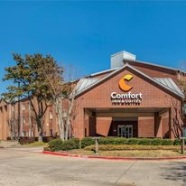 Comfort Inn & Suites Dallas-Addison