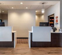Best Western Plus Desert View Inn & Stes Lobby