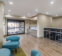Sleep Inn & Suites Bricktown Lobby