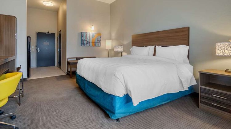 MainStay Suites Bricktown Room
