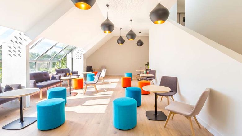 <b>Best Western Hotel Armor Park Dinan Restaurant</b>. Images powered by <a href="https://iceportal.shijigroup.com/" title="IcePortal" target="_blank">IcePortal</a>.