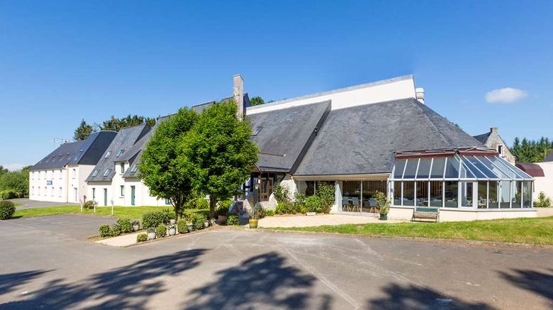 <b>Best Western Hotel Armor Park Dinan Exterior</b>. Images powered by <a href="https://iceportal.shijigroup.com/" title="IcePortal" target="_blank">IcePortal</a>.