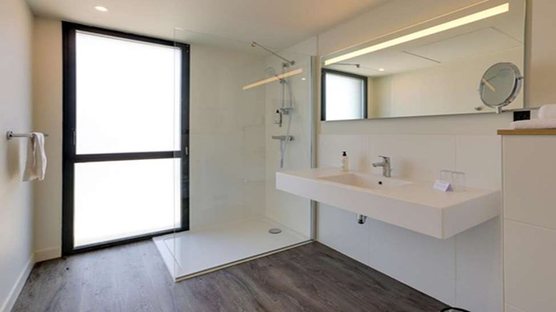 <b>Best Western Hotel Armor Park Dinan Room</b>. Images powered by <a href="https://iceportal.shijigroup.com/" title="IcePortal" target="_blank">IcePortal</a>.