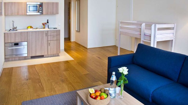 <b>HiLight Suites Hotel Suite</b>. Images powered by <a href="https://iceportal.shijigroup.com/" title="IcePortal" target="_blank">IcePortal</a>.