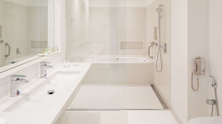 <b>B Hotel Brasilia Suite</b>. Images powered by <a href="https://iceportal.shijigroup.com/" title="IcePortal" target="_blank">IcePortal</a>.