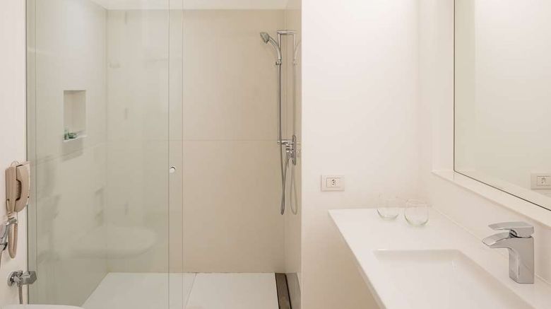 <b>B Hotel Brasilia Room</b>. Images powered by <a href="https://iceportal.shijigroup.com/" title="IcePortal" target="_blank">IcePortal</a>.