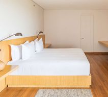 B Hotel Brasilia Room
