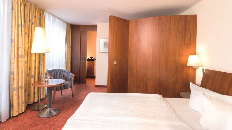 <b>Seminaris SeeHotel Potsdam Room</b>. Images powered by <a href="https://iceportal.shijigroup.com/" title="IcePortal" target="_blank">IcePortal</a>.
