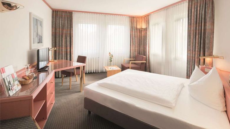 <b>Seminaris Hotel Bad Boll Room</b>. Images powered by <a href="https://iceportal.shijigroup.com/" title="IcePortal" target="_blank">IcePortal</a>.