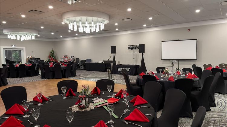 Nisku Inn & Conference Centre Meeting