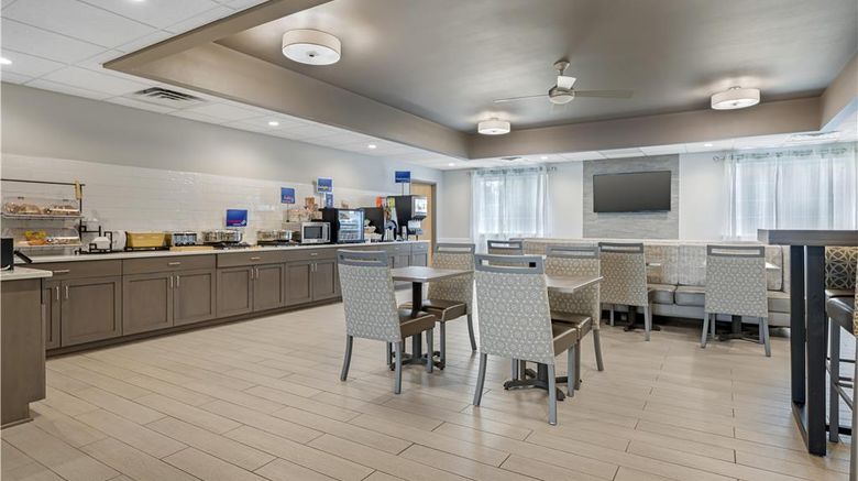 <b>Best Western Brockport Inn & Suites Restaurant</b>. Images powered by <a href="https://iceportal.shijigroup.com/" title="IcePortal" target="_blank">IcePortal</a>.